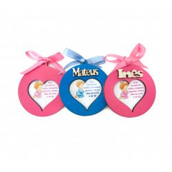 Medalhão Rosa/Azul C/ K-Line C/ Nomes Medalhão Rosa/Azul C/ K-Line C/ Nomes